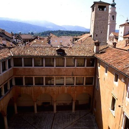 Palazzo Crepadona Carrera a Belluno