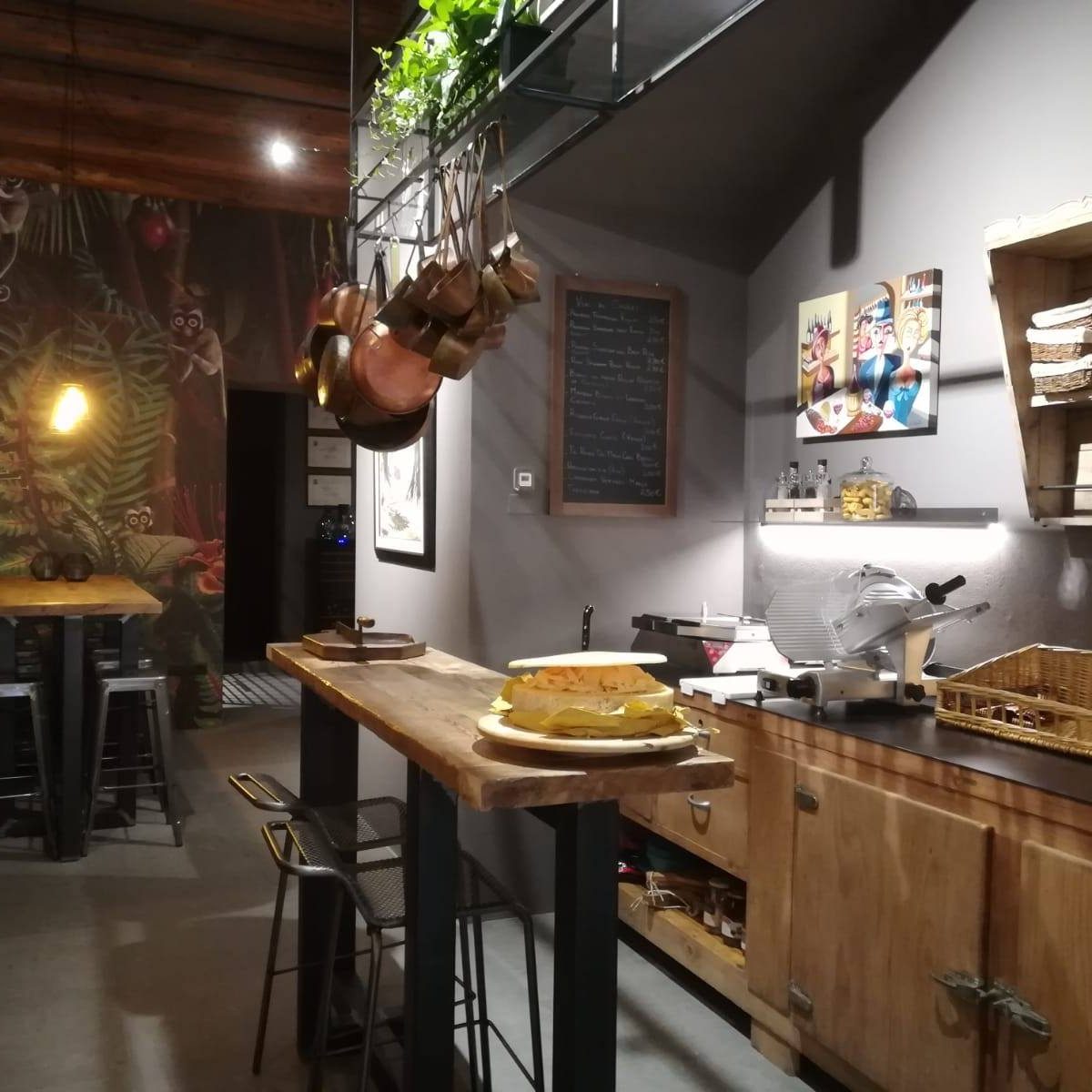 artenoteca è enoteca a belluno