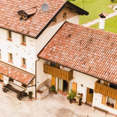 B&B-LA-TIEDA-building